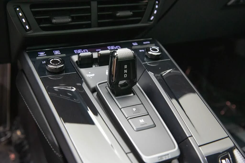 2025 Porsche 992 Carrera GTS - Image 15 of 31