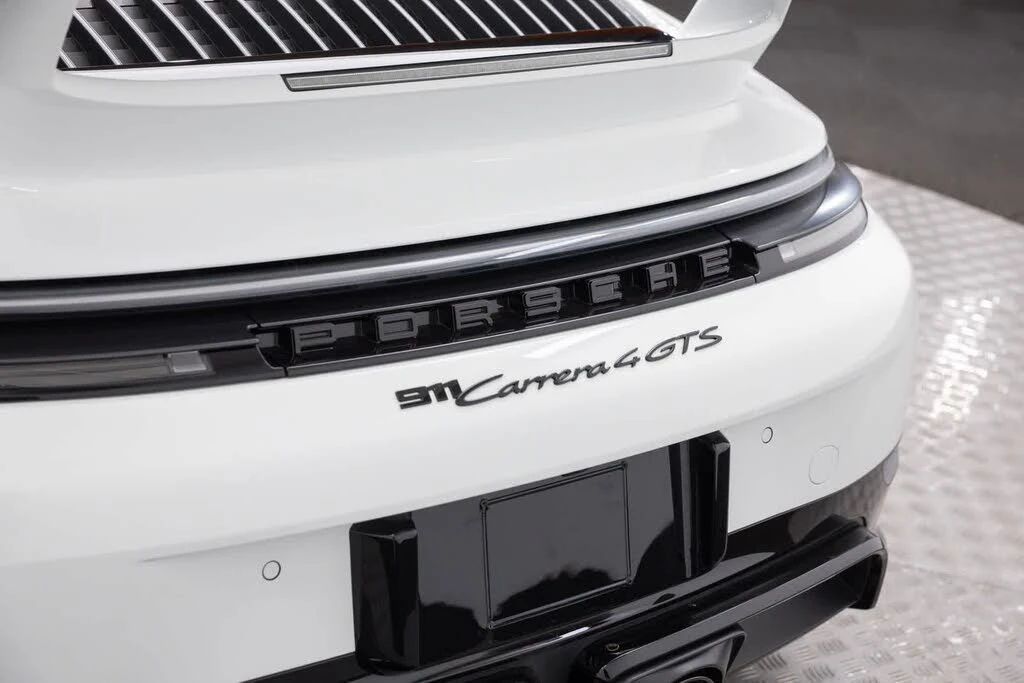 2025 Porsche 992 Carrera GTS - Image 7 of 31