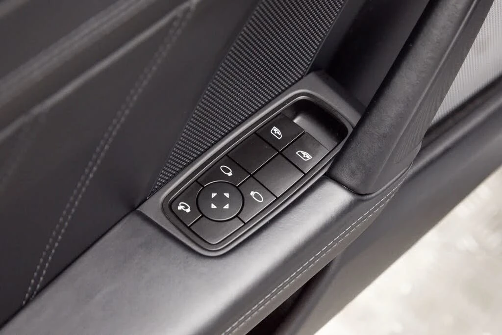 2025 Porsche 992 Carrera GTS - Image 23 of 31