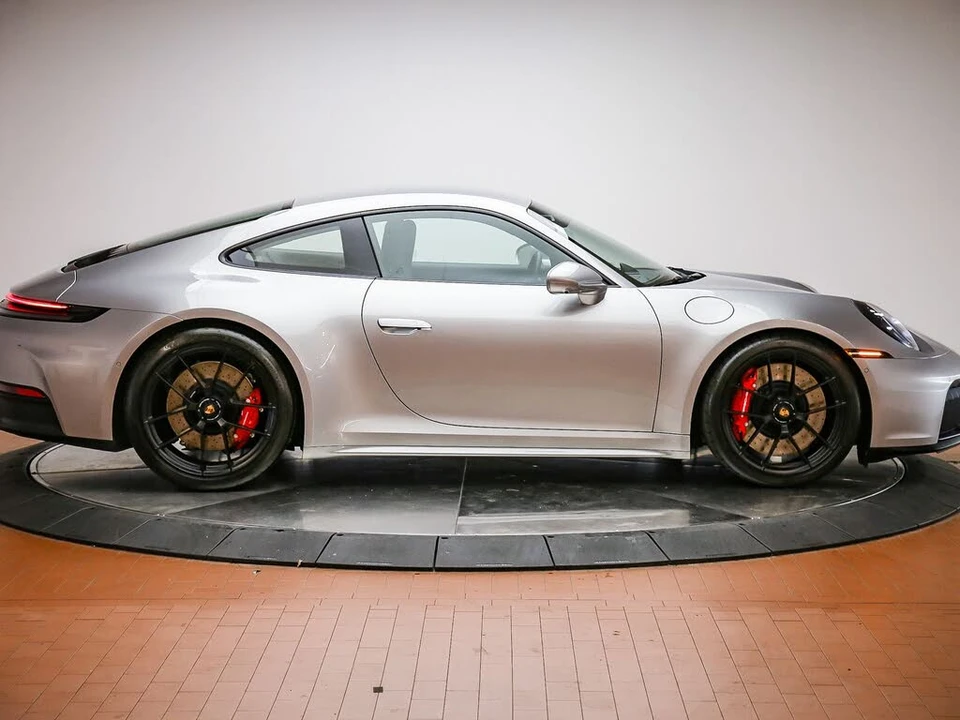 2025 Porsche 992 Carrera GTS - Image 8 of 31