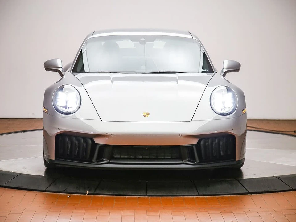 2025 Porsche 992 Carrera GTS - Image 10 of 31