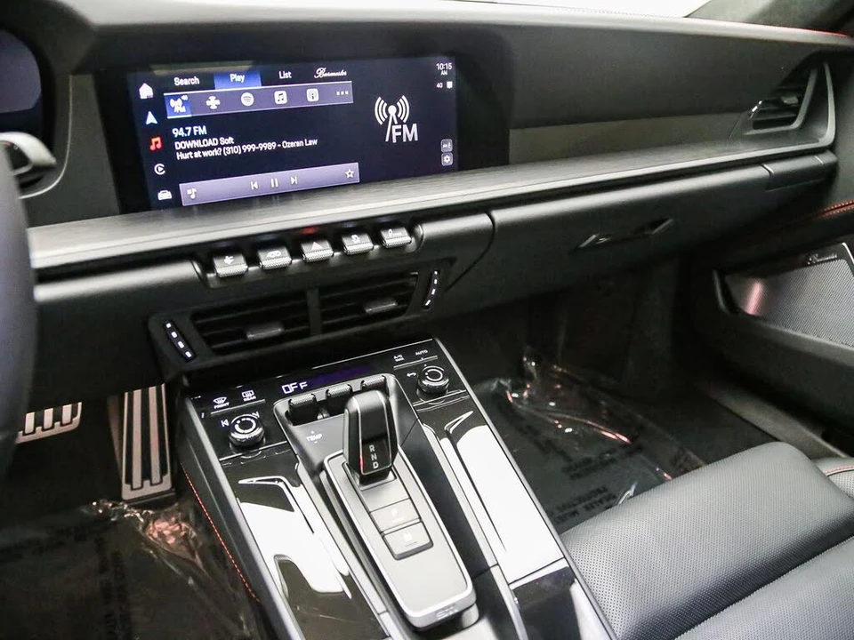 2025 Porsche 992 Carrera GTS - Image 16 of 31