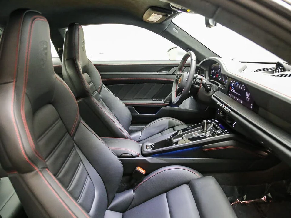 2025 Porsche 992 Carrera GTS - Image 21 of 31