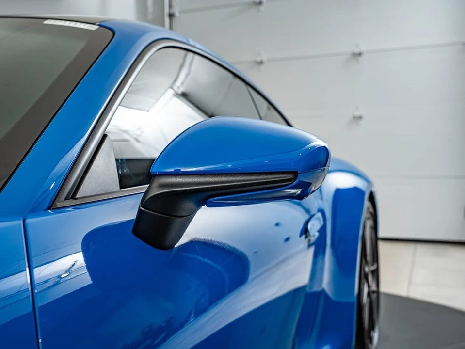 2025 Porsche 911 - Image 12 of 31