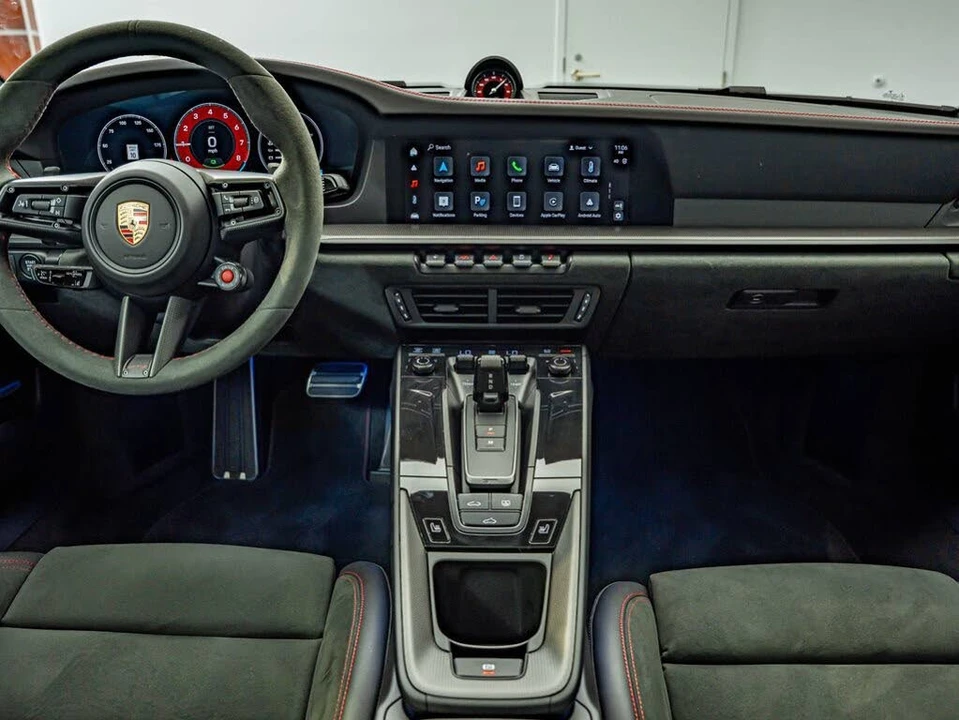 2025 Porsche 911 - Image 6 of 31