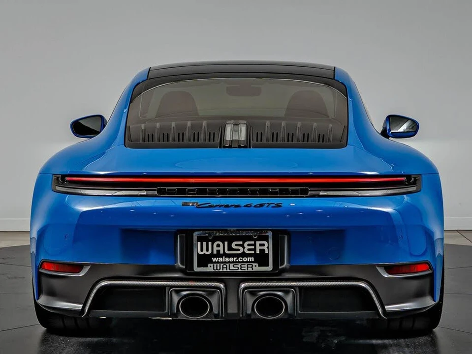 2025 Porsche 911 - Image 7 of 31