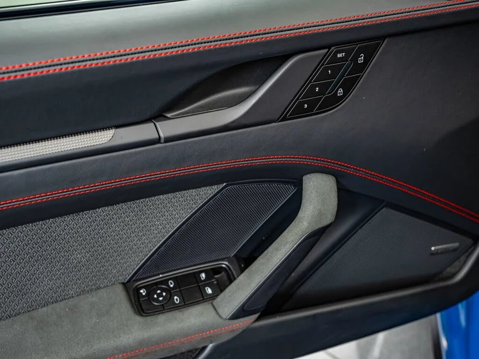 2025 Porsche 911 - Image 28 of 31