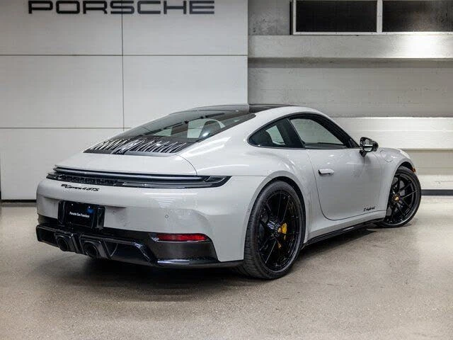 2025 Porsche 911 - Image 8 of 31