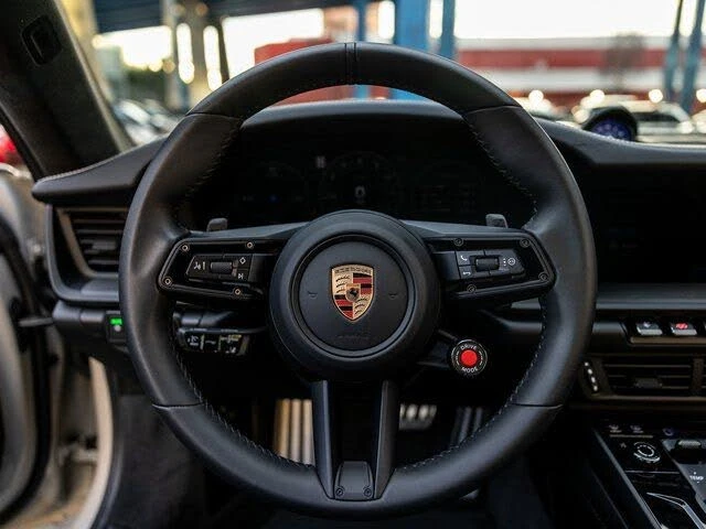 2025 Porsche 911 - Image 6 of 31