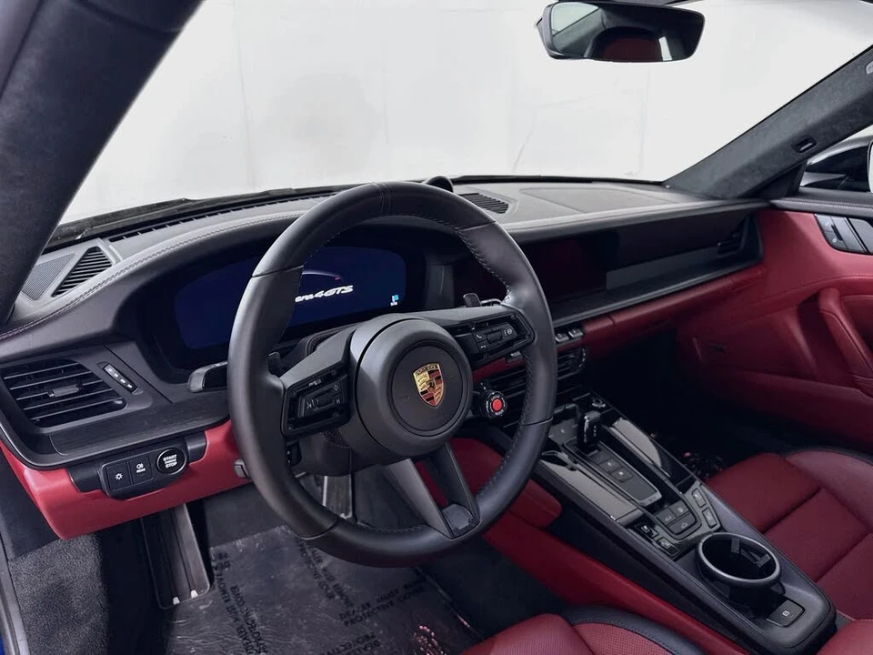 2025 Porsche 911 - Image 4 of 29