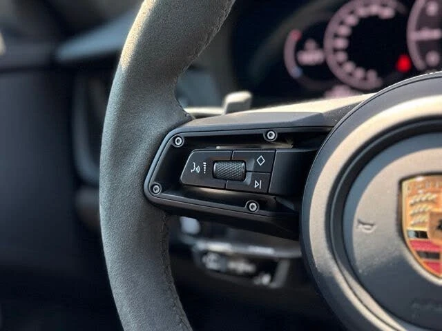 2025 Porsche 992 Carrera GTS - Image 19 of 31