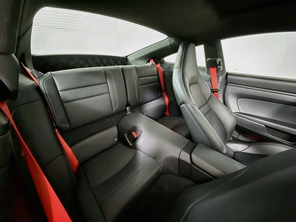 2025 Porsche 911 - Image 24 of 29
