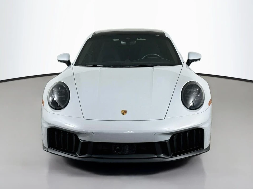 2025 Porsche 911 - Image 6 of 29
