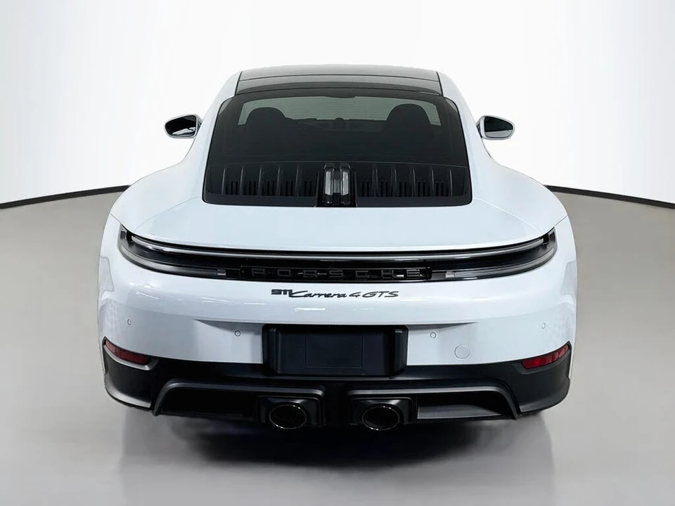 2025 Porsche 911 - Image 10 of 29