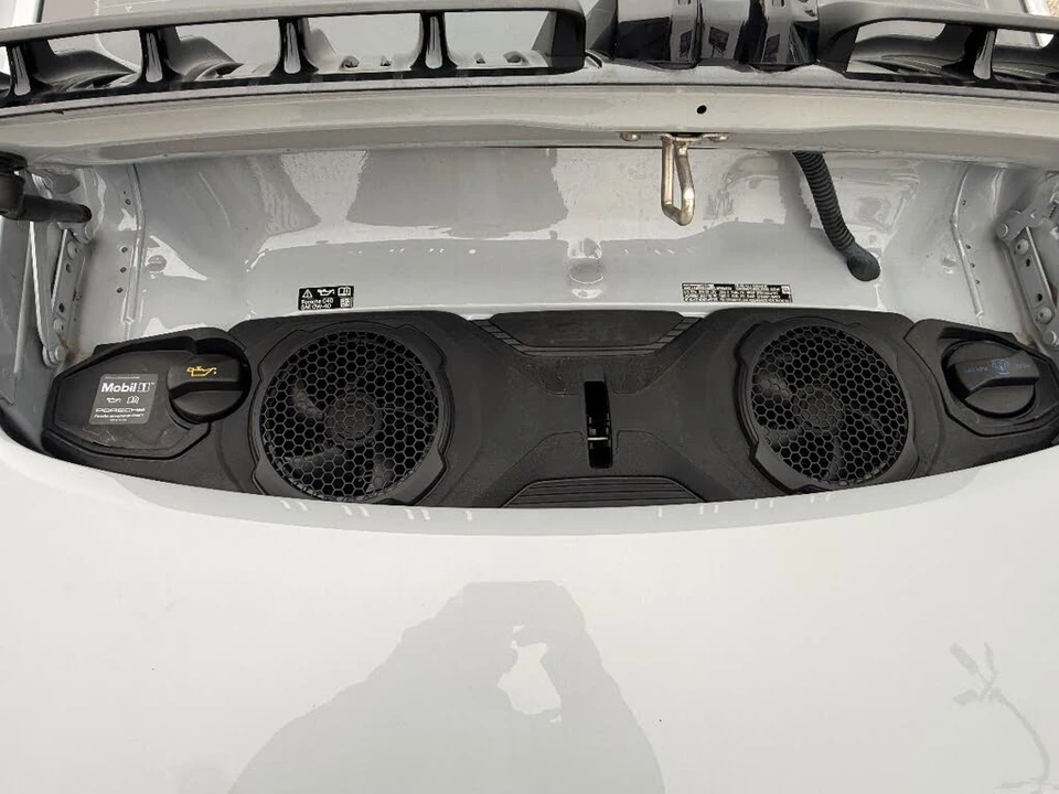 2025 Porsche 992 Carrera GTS - Image 16 of 31