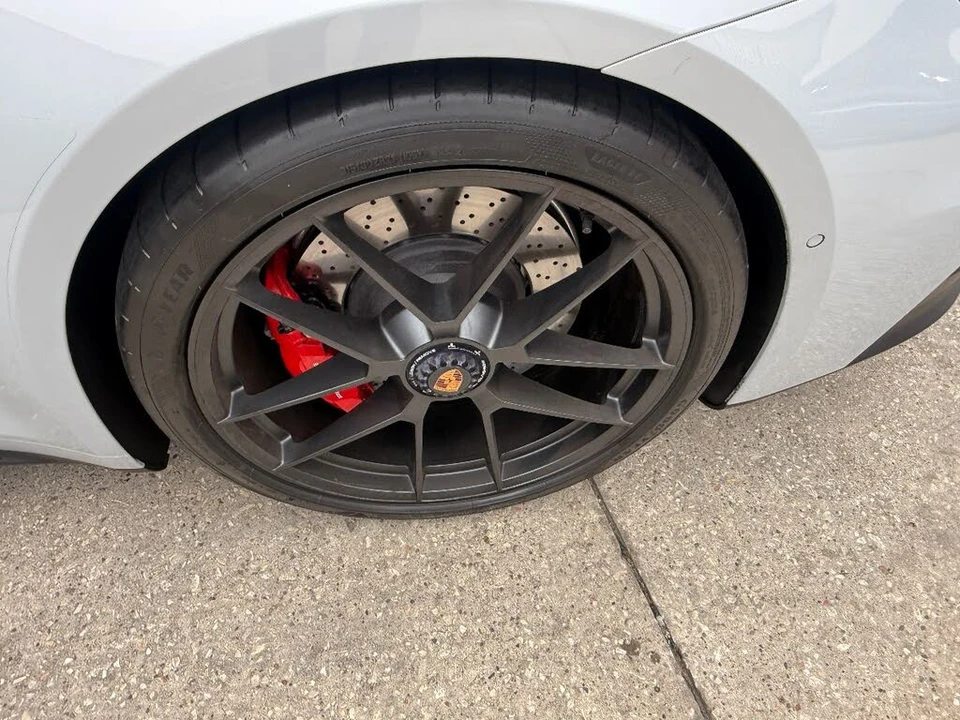 2025 Porsche 992 Carrera GTS - Image 10 of 31