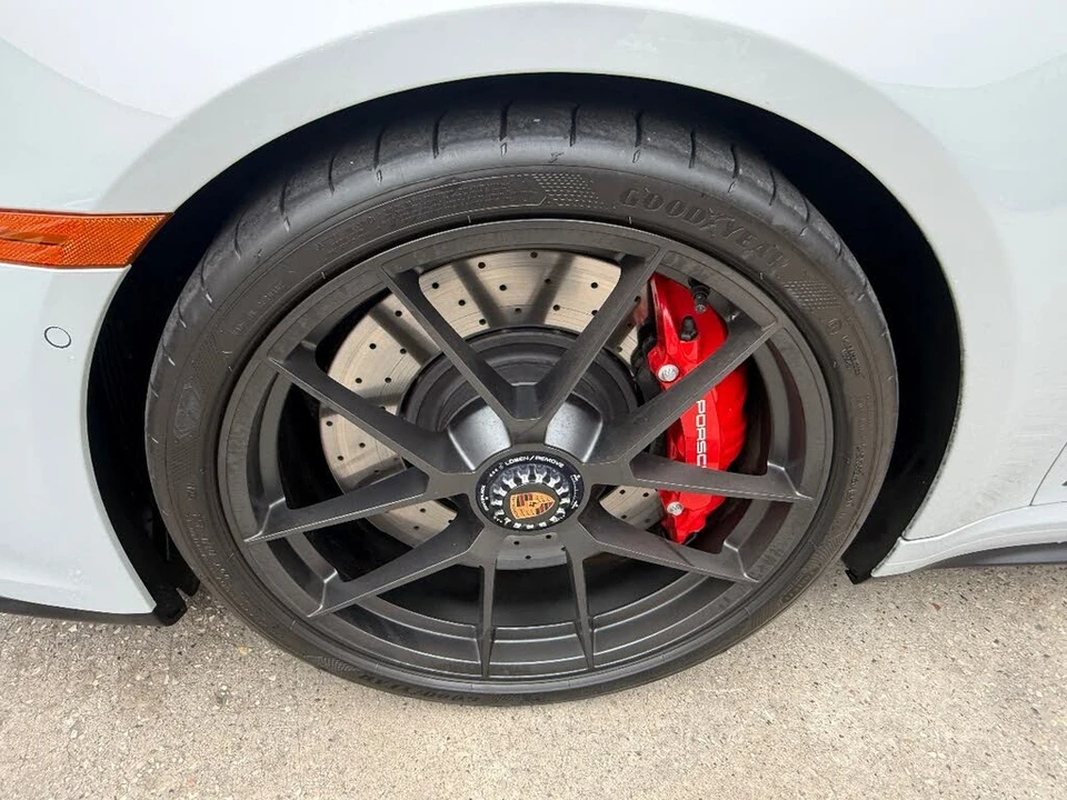 2025 Porsche 992 Carrera GTS - Image 9 of 31