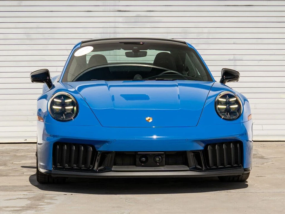 2025 Porsche 992 Carrera GTS - Image 30 of 31