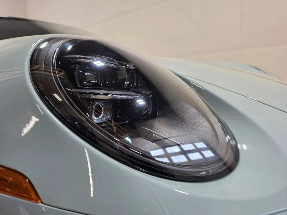 2025 Porsche 911 - Image 29 of 31