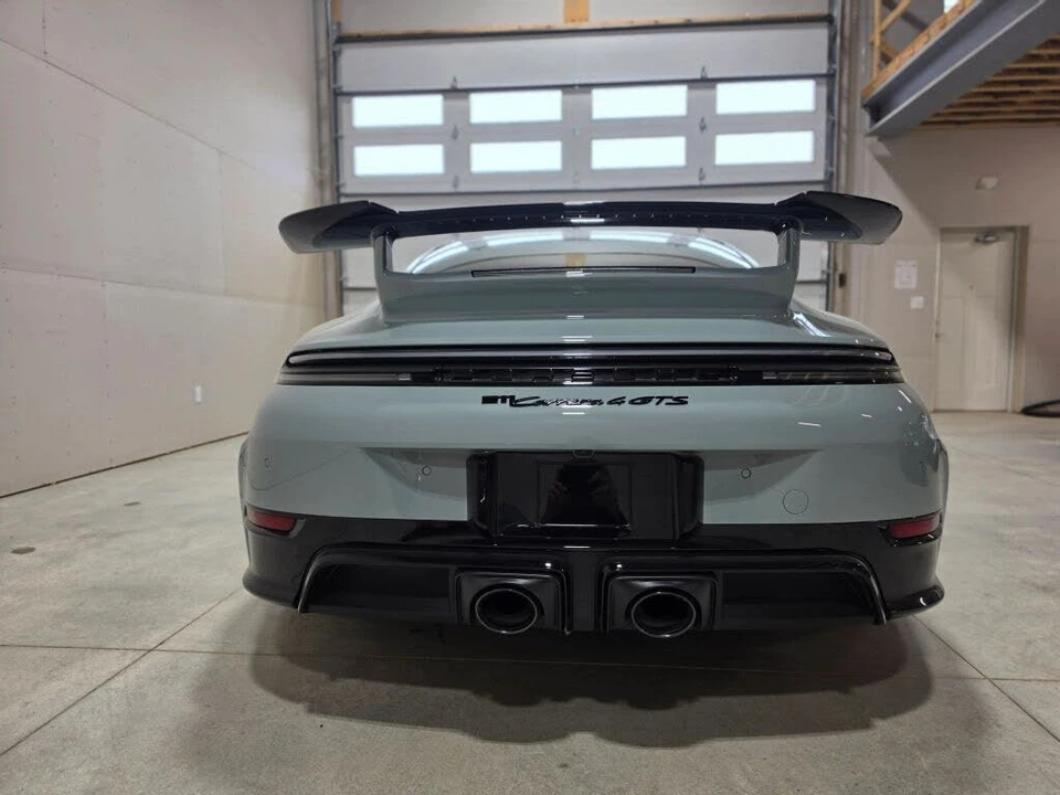 2025 Porsche 911 - Image 9 of 31