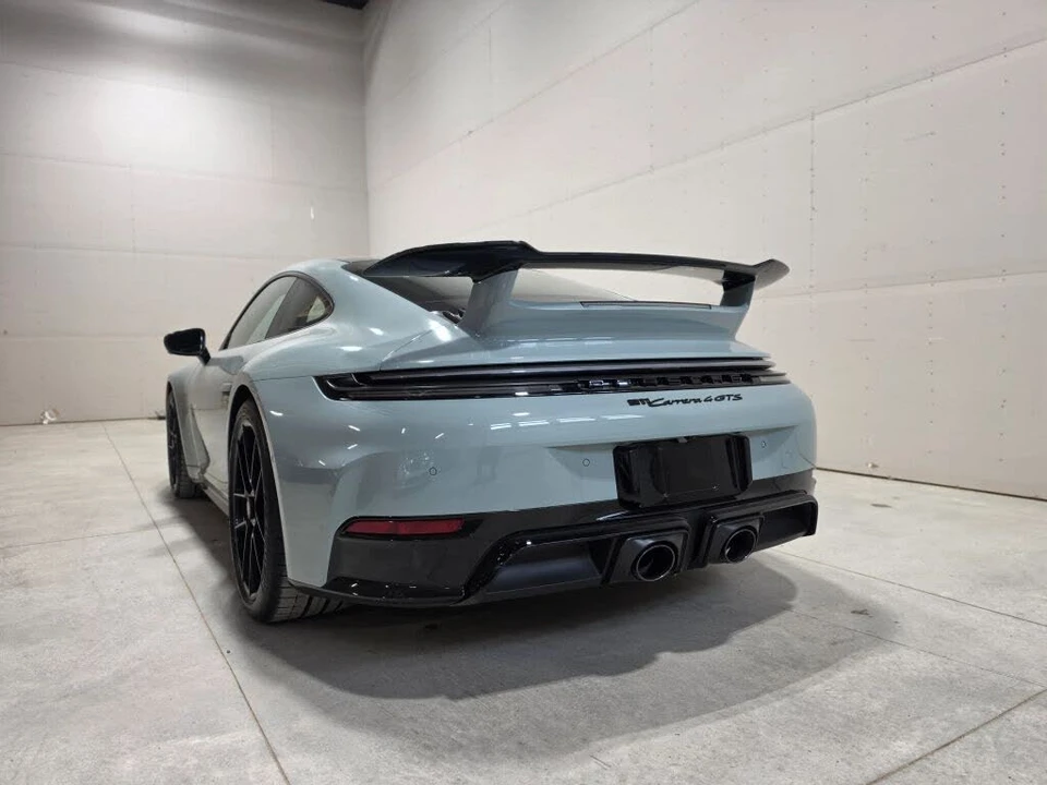 2025 Porsche 911 - Image 10 of 31