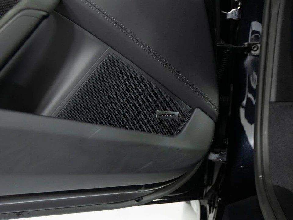 2025 Porsche 911 - Image 22 of 31