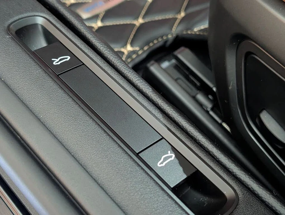 2025 Porsche 992 Carrera GTS - Image 27 of 31