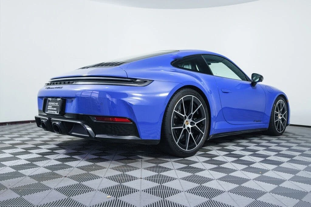 2025 Porsche 911 - Image 7 of 7
