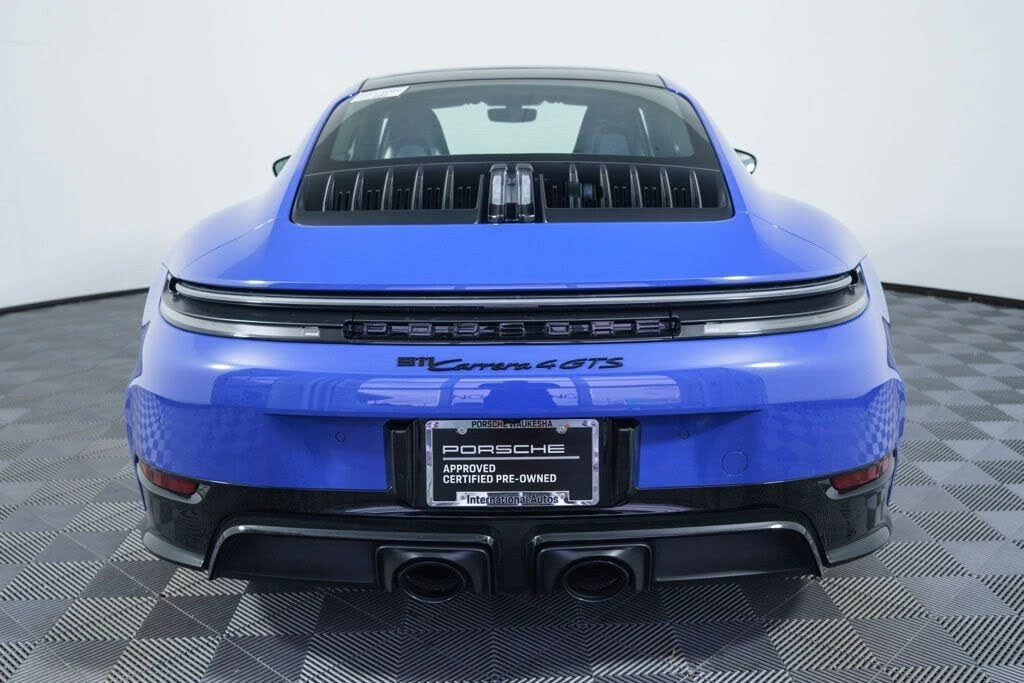 2025 Porsche 911 - Image 6 of 7