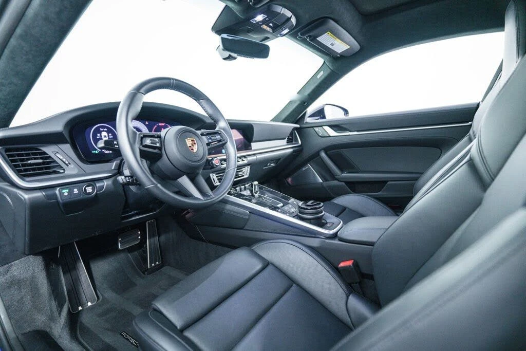 2025 Porsche 911 - Image 4 of 7