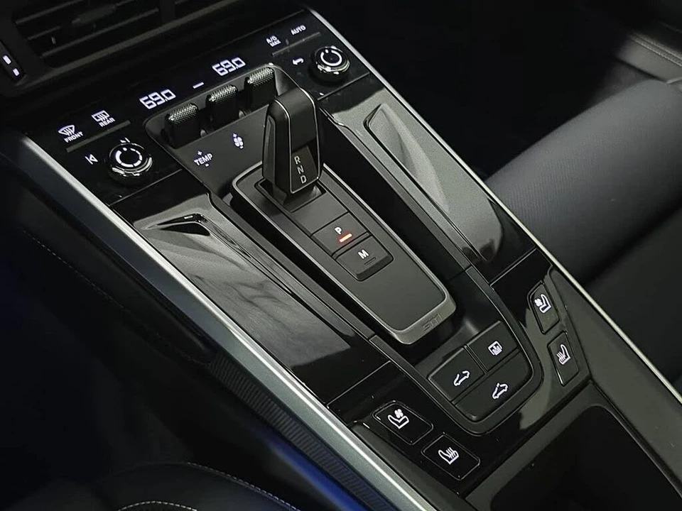 2025 Porsche 992 Carrera GTS - Image 20 of 31