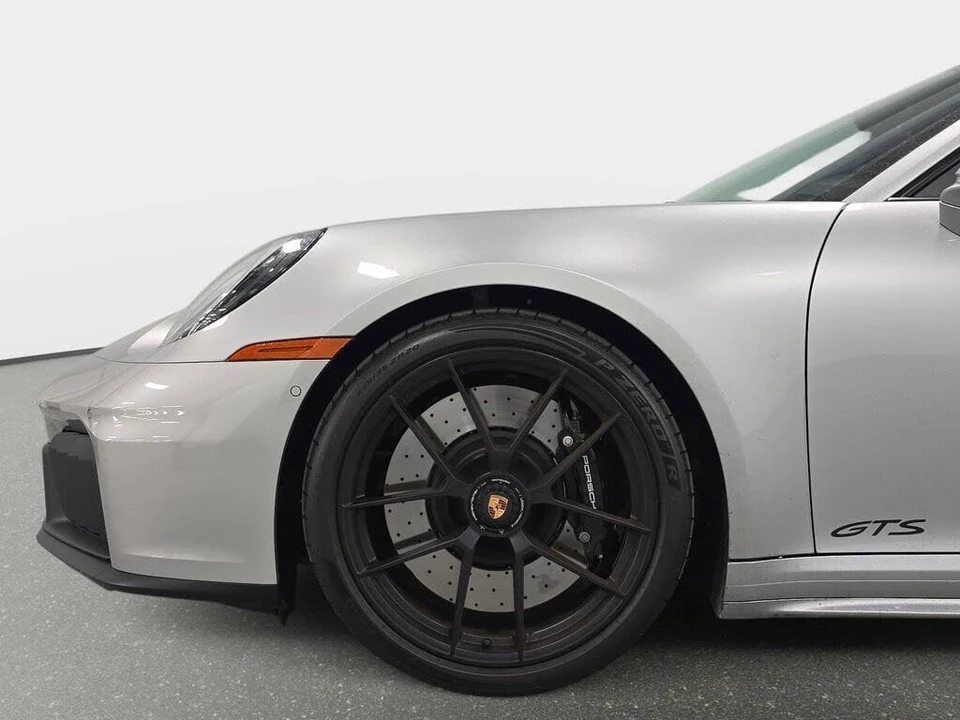 2025 Porsche 992 Carrera GTS - Image 10 of 31