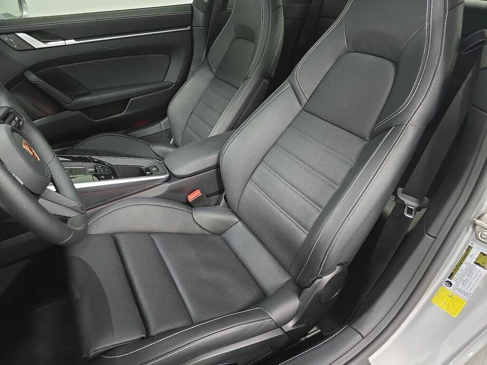 2025 Porsche 992 Carrera GTS - Image 5 of 31