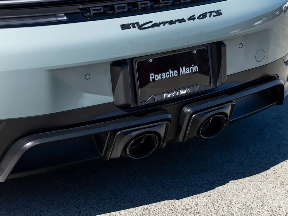 2025 Porsche 992 Carrera GTS - Image 20 of 31