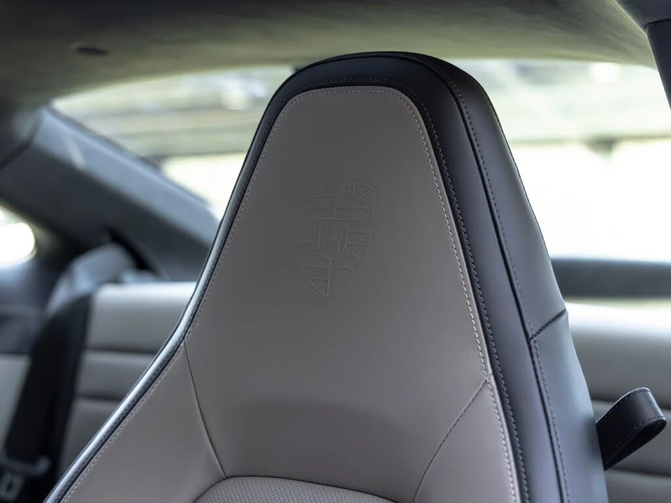 2025 Porsche 992 Carrera GTS - Image 27 of 31