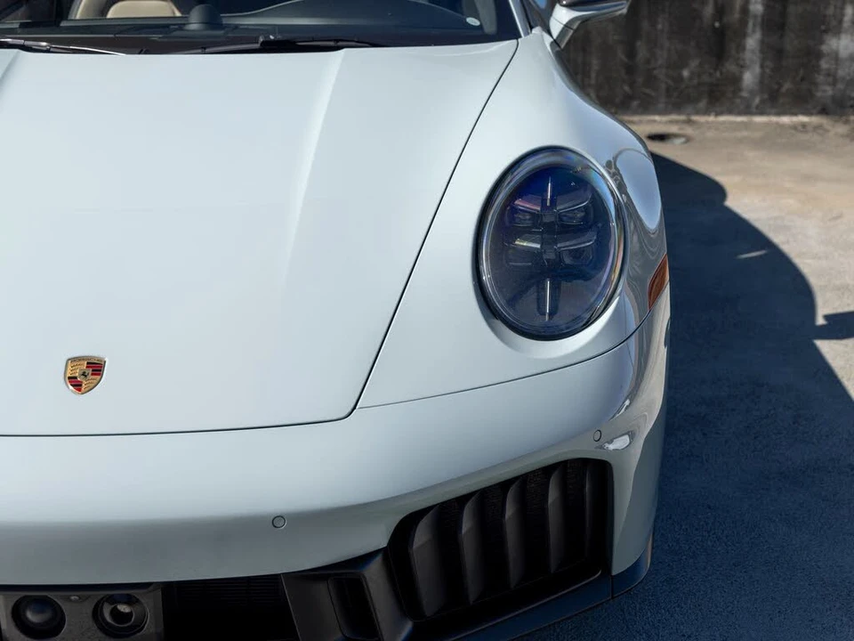 2025 Porsche 992 Carrera GTS - Image 16 of 31