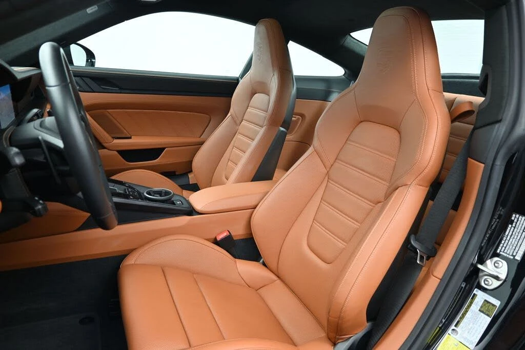 2025 Porsche 911 - Image 5 of 6