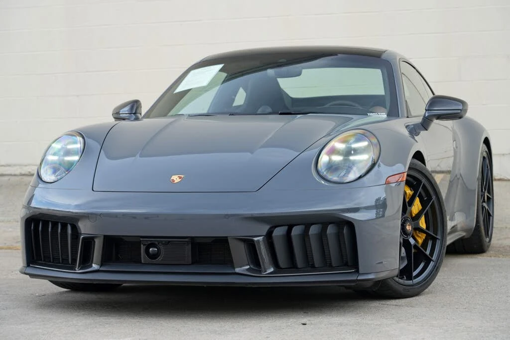 2025 Porsche 911 - Image 3 of 31