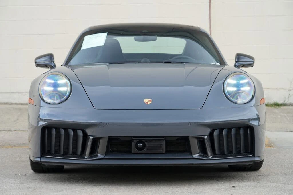 2025 Porsche 911 - Image 7 of 31