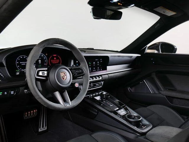 2025 Porsche 911 - Image 4 of 7