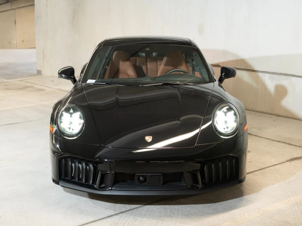 2025 Porsche 911 - Image 6 of 28