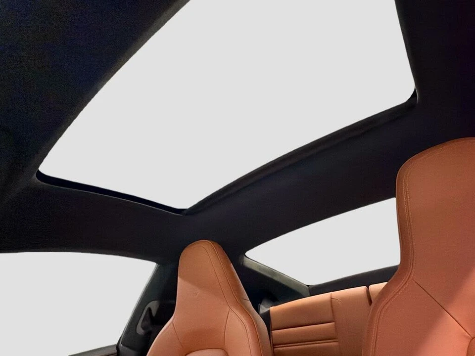 2025 Porsche 992 Carrera GTS - Image 23 of 31