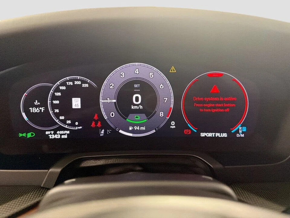 2025 Porsche 992 Carrera GTS - Image 13 of 31