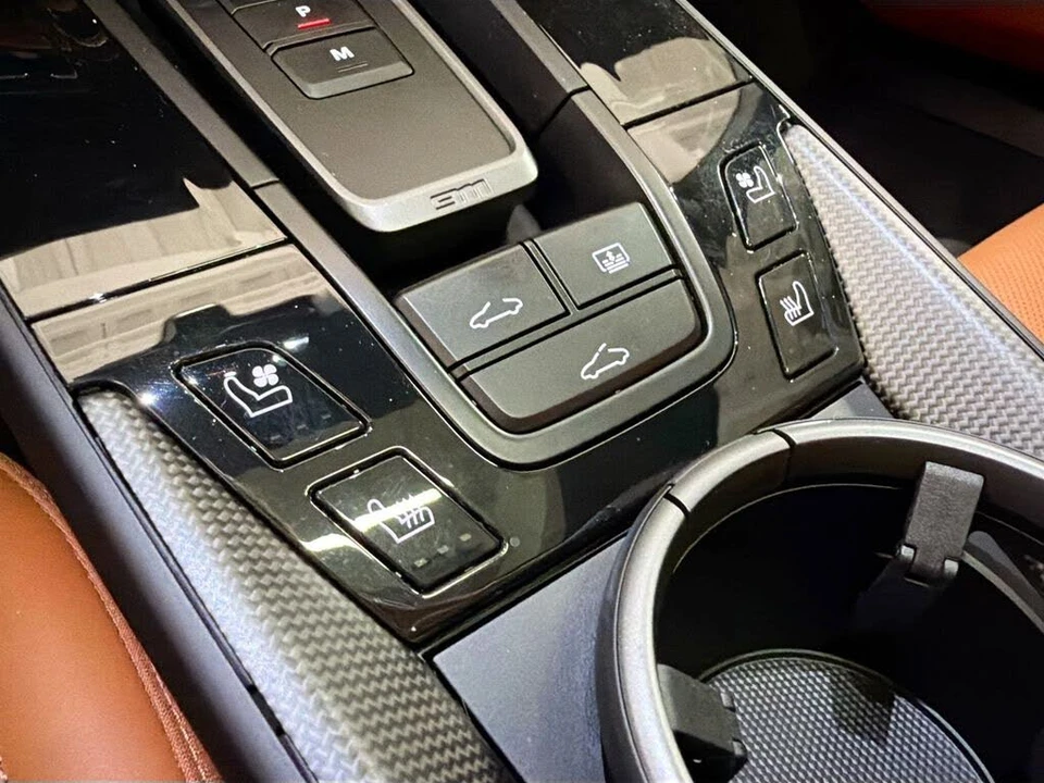 2025 Porsche 992 Carrera GTS - Image 22 of 31