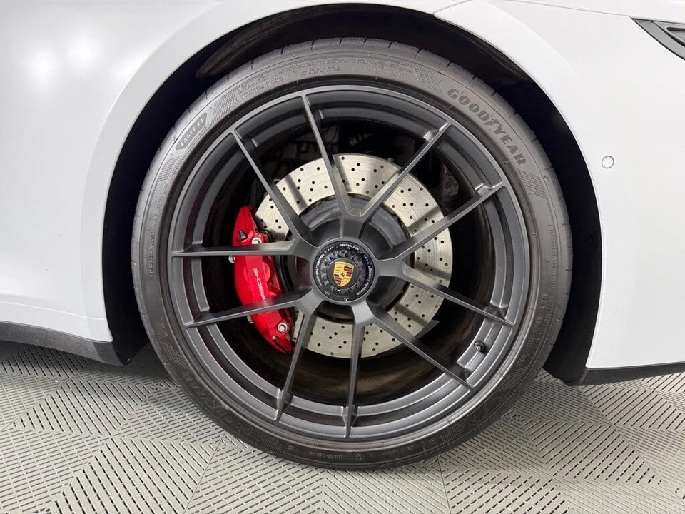 2025 Porsche 911 - Image 12 of 29