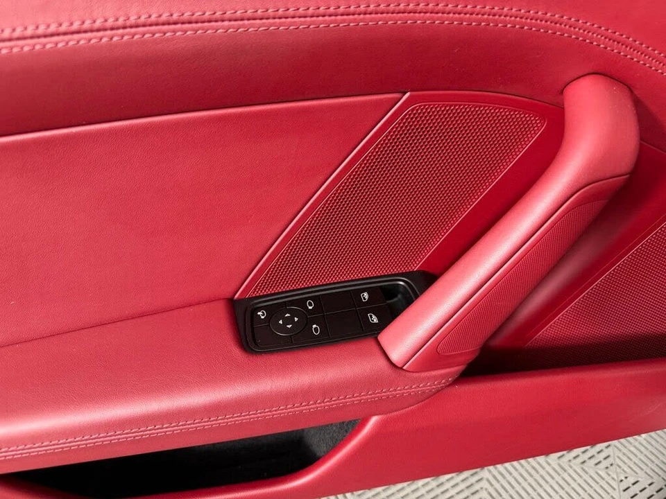 2025 Porsche 911 - Image 21 of 29