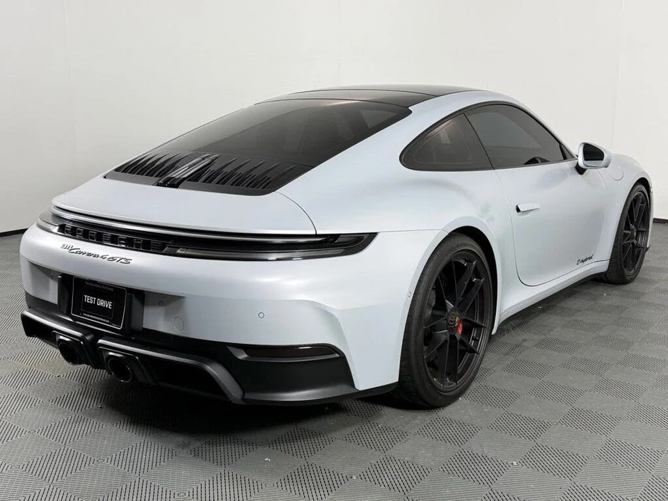 2025 Porsche 911 - Image 7 of 29