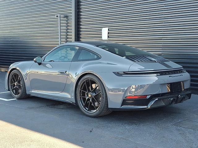 2025 Porsche 992 Carrera GTS - Image 3 of 31