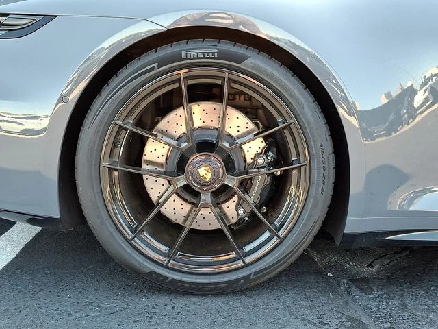 2025 Porsche 992 Carrera GTS - Image 13 of 31