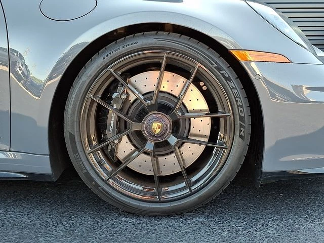 2025 Porsche 992 Carrera GTS - Image 12 of 31